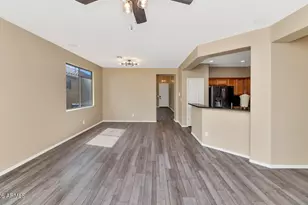 39512 N Prairie Ln, Anthem, AZ 85086 - Photo 2