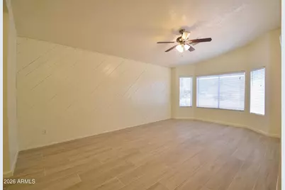 5570 W Becker Lane, Glendale, AZ 85304 - Photo 2