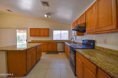 5570 W Becker Lane, Glendale, AZ 85304 - Photo 8