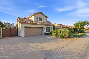 3470 W Jasper Dr, Chandler, AZ 85226 - Photo 4