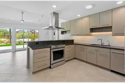 35 E Papago Drive, Tempe, AZ 85288 - Photo 10