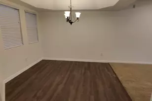 5104 N 32nd St, Phoenix, AZ 85018 - Photo 8