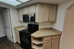 5104 N 32nd St, Phoenix, AZ 85018 - Photo 4