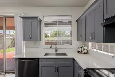 11429 W Yavapai Street, Avondale, AZ 85323 - Photo 6