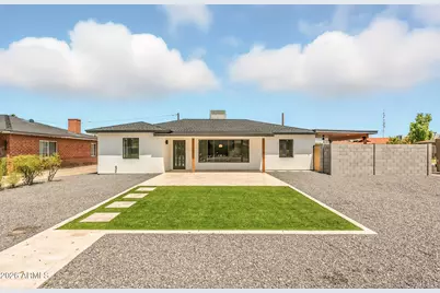 802 W Edgemont Avenue, Phoenix, AZ 85007 - Photo 1