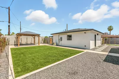 802 W Edgemont Avenue, Phoenix, AZ 85007 - Photo 26