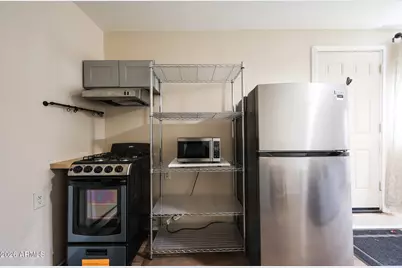 3920 W Lynne Lane, Phoenix, AZ 85041 - Photo 12