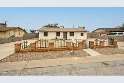 3920 W Lynne Lane, Phoenix, AZ 85041 - Photo 2