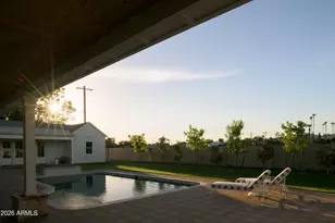 32 W Linger Ln, Phoenix, AZ 85021 - Photo 24