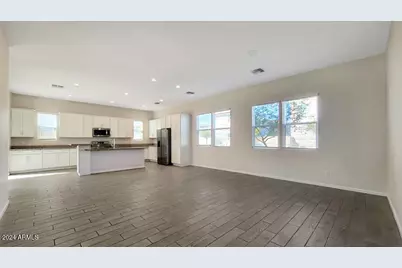 15733 W Polk Street, Goodyear, AZ 85338 - Photo 6