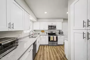 510 N 54th St, Mesa, AZ 85205 - Photo 10
