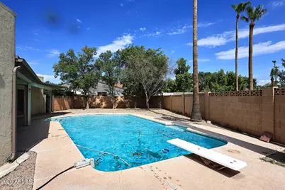 2131 E Geneva Drive, Tempe, AZ 85282 - Photo 28