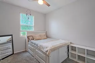 18572 W Cottontail Ln, Surprise, AZ 85387 - Photo 4