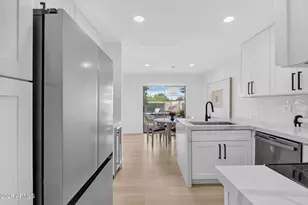 11011 N 92nd St, Scottsdale, AZ 85260 - Photo 12