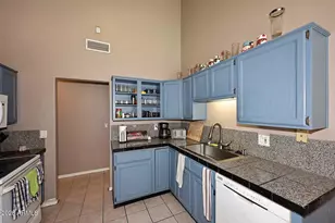 1643 E Fairview St, Chandler, AZ 85225 - Photo 16