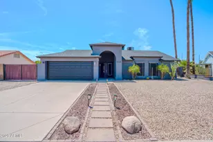 9054 N 84th Ln, Peoria, AZ 85345 - Photo 2