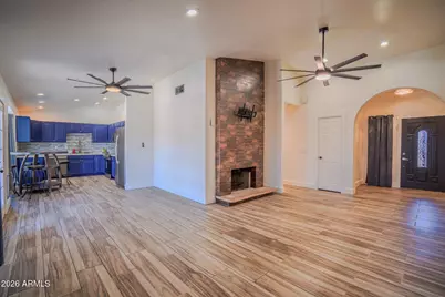 9054 N 84th Lane, Peoria, AZ 85345 - Photo 4