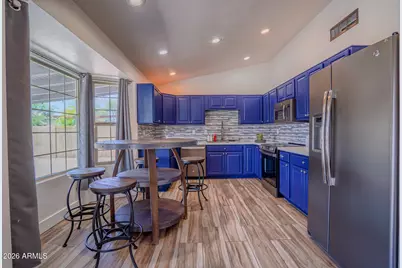 9054 N 84th Lane, Peoria, AZ 85345 - Photo 8