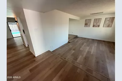 5215 W Hearn Road, Glendale, AZ 85306 - Photo 4
