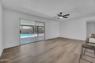 5215 W Hearn Rd, Glendale, AZ 85306 - Photo 14