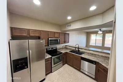 16232 N 30th Place #4, Phoenix, AZ 85032 - Photo 4