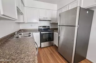 3801 N 23rd Dr, Phoenix, AZ 85015 - Photo 4