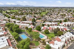 8870 N 48th Ln, Glendale, AZ 85302 - Photo 22