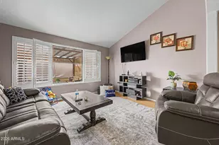 8870 N 48th Ln, Glendale, AZ 85302 - Photo 4