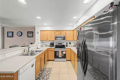 8870 N 48th Lane, Glendale, AZ 85302 - Photo 8