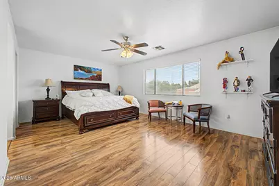 8870 N 48th Lane, Glendale, AZ 85302 - Photo 12