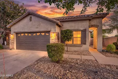 921 W Dana Drive, San Tan Valley, AZ 85143 - Photo 2