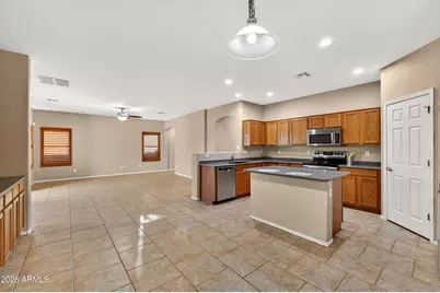 921 W Dana Drive, San Tan Valley, AZ 85143 - Photo 6
