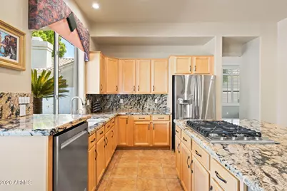 641 S Boulder Court, Gilbert, AZ 85296 - Photo 14