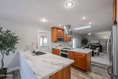 1202 E Alice Avenue, Phoenix, AZ 85020 - Photo 6