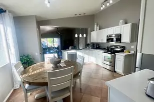 3411 E Escuda Rd, Phoenix, AZ 85050 - Photo 10