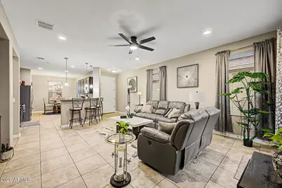 22585 W Moonlight Path, Buckeye, AZ 85326 - Photo 4