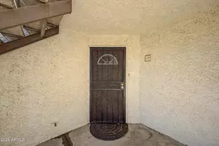 10444 N 69th St, Paradise Valley, AZ 85253 - Photo 2