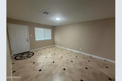 5810 W Earll Drive, Phoenix, AZ 85031 - Photo 14