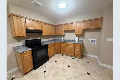 5810 W Earll Drive, Phoenix, AZ 85031 - Photo 4