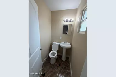 5810 W Earll Drive, Phoenix, AZ 85031 - Photo 8
