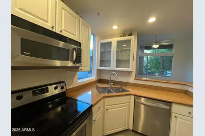 3633 N 3rd Avenue #2110, Phoenix, AZ 85013 - Photo 2