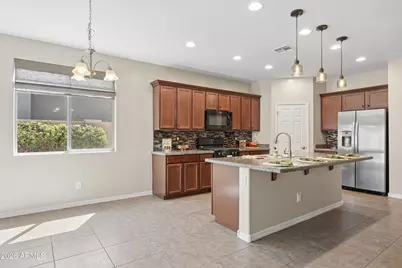 10320 E Tahoe Avenue, Mesa, AZ 85212 - Photo 8