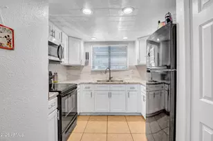 3027 E Grandview Rd, Phoenix, AZ 85032 - Photo 14