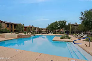 2425 W Bronco Butte Trl, Phoenix, AZ 85085 - Photo 44