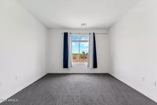 2425 W Bronco Butte Trl, Phoenix, AZ 85085 - Photo 14