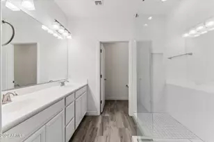 2425 W Bronco Butte Trl, Phoenix, AZ 85085 - Photo 16