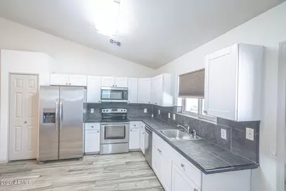 9315 E Dallas Street, Mesa, AZ 85207 - Photo 6