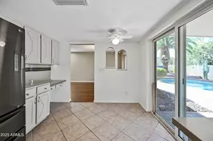 324 W Willow Ave, Phoenix, AZ 85029 - Photo 16