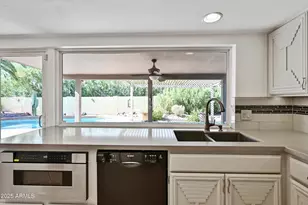 324 W Willow Ave, Phoenix, AZ 85029 - Photo 14