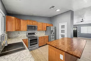 4226 N 109th Dr, Phoenix, AZ 85037 - Photo 8